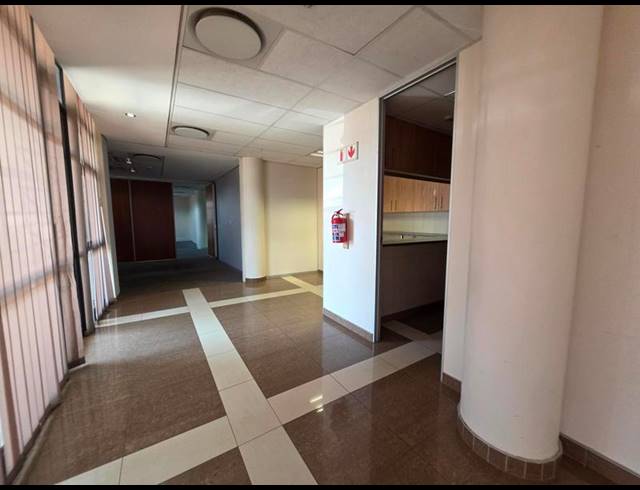 BUSINESS PROPERTY TO RENT IN MENLYN